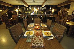 Astuti Gallery & Homestay