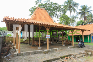 Bangunan Pendopo khas Jawa