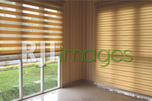 Contoh aplikasi rainbow blinds pada jendela rumah
