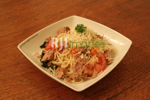 kuliner indie cology cafe and boutique