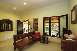 Hunian Philip Iswardono