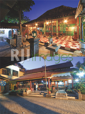 Fasad rumah hasil rekonstruksi  jawa klasik dengan atap limasan kampung