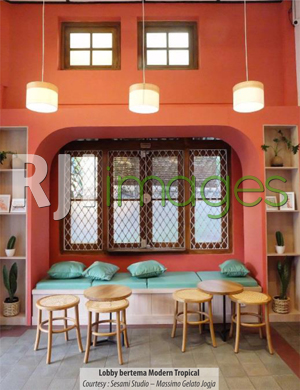 Lobby bertema Modern Tropical