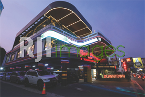 Sensasi Atmosfer Amerika '50an Kuliner @DOWNTOWN DINER