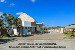 mukti pandes residence