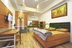 Perpaduan dekorasi modern & unsur klasik kamar tidur utama