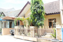 rumah selatan polda diy condongcatur sleman jogjakarta