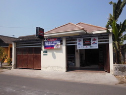 rumah ngestiharjo kasihan selatan universitas pgri